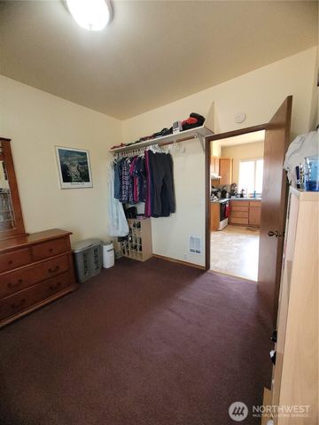 616 S Race Street, Port Angeles, WA 98362