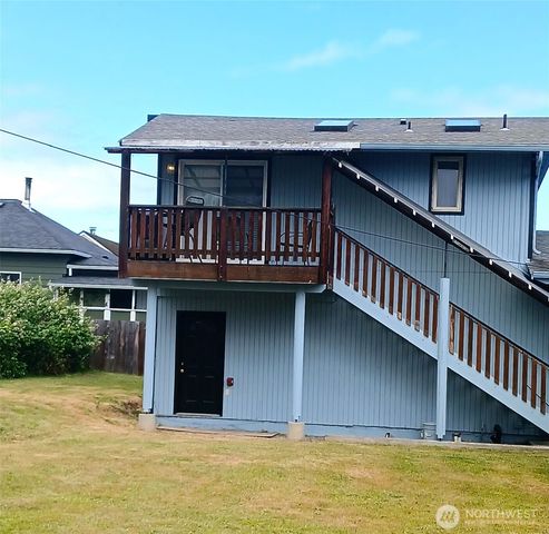 616 S Race Street, Port Angeles, WA 98362