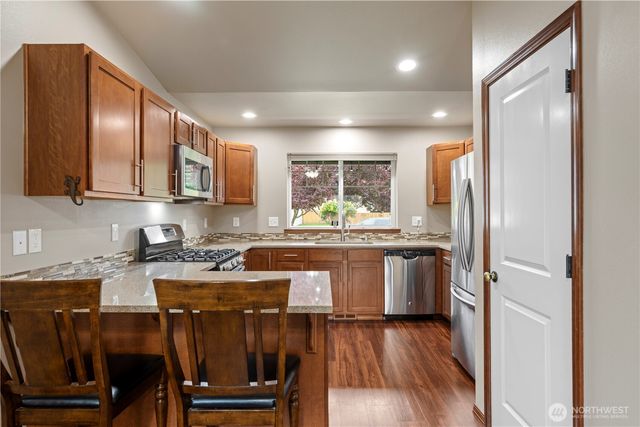 12213 58th Drive NE, Marysville, WA 98271