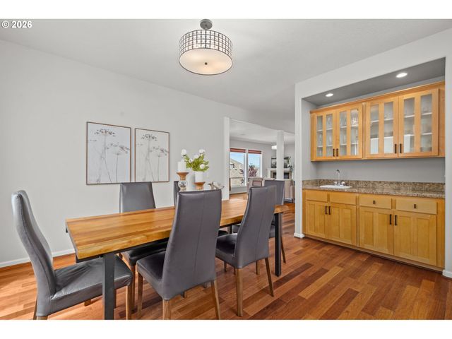 18733 Sw MARKO Ln, Beaverton, OR 97007