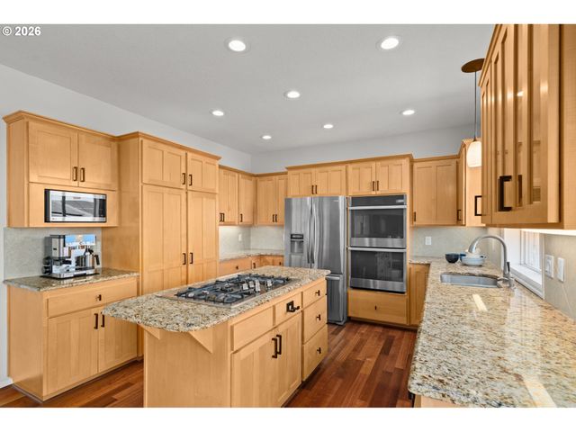 18733 Sw MARKO Ln, Beaverton, OR 97007