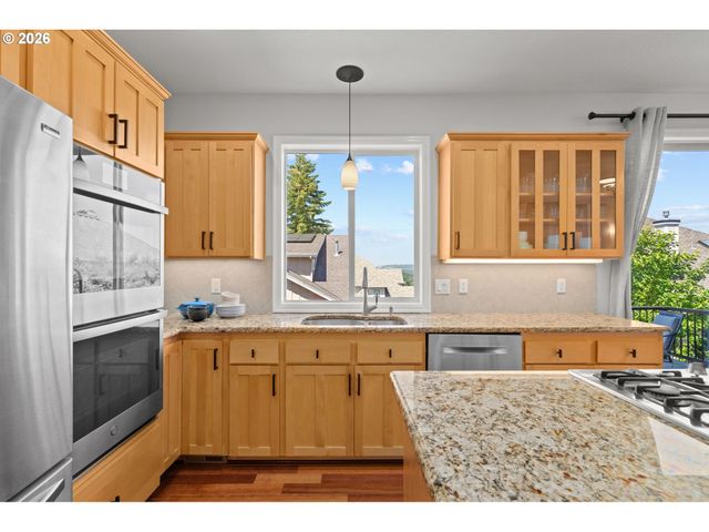 18733 Sw MARKO Ln, Beaverton, OR 97007