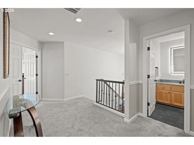 18733 Sw MARKO Ln, Beaverton, OR 97007