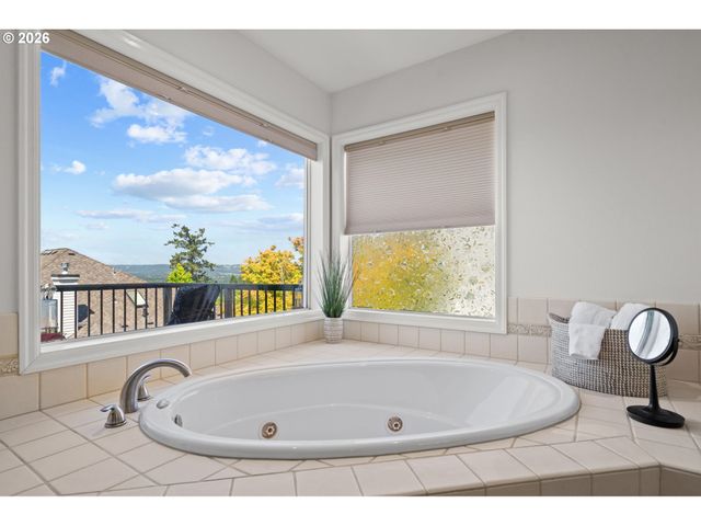 18733 Sw MARKO Ln, Beaverton, OR 97007
