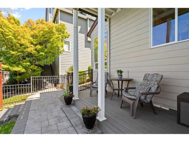 18733 Sw MARKO Ln, Beaverton, OR 97007