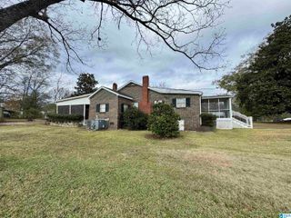 72 2ND STREET NW, Graysville, AL 35073