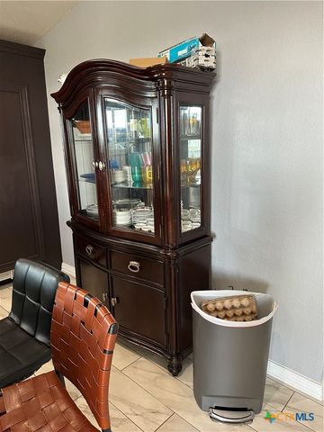 5716 Avenue C, Heidenheimer, TX 76501