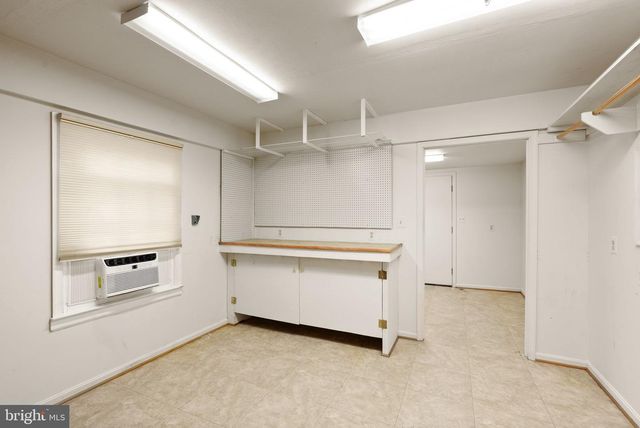 8522 TYSONS CT, Vienna, VA 22182