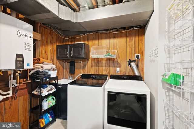 8522 TYSONS CT, Vienna, VA 22182