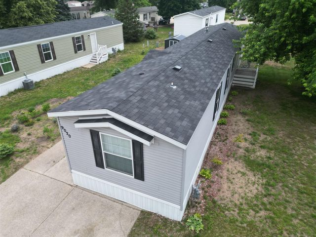 9020 4 Winds Lane, West Olive, MI 49460