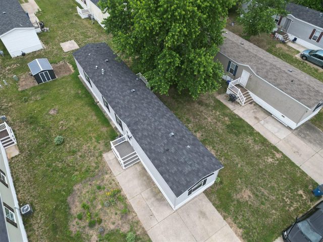 9020 4 Winds Lane, West Olive, MI 49460