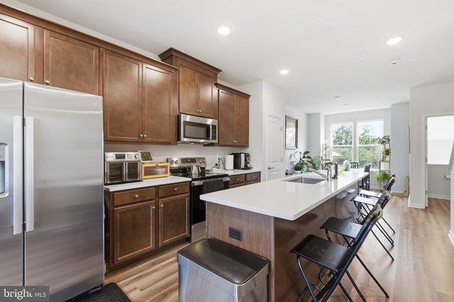 3469 CARNABY ST, Hyattsville, MD 20782