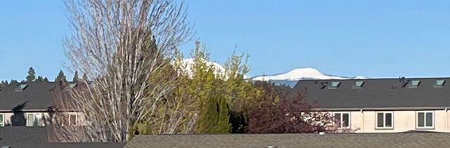 2421 NE Salvia Way, Bend, OR 97701
