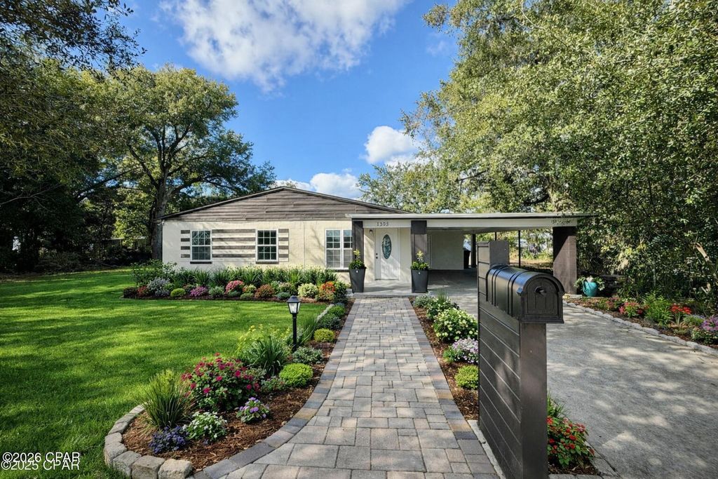 1305 Flower Drive, Panama City, FL 32401