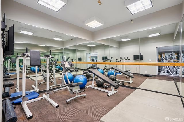 1 Daniel Burnham Court 912, San Francisco, CA 94109