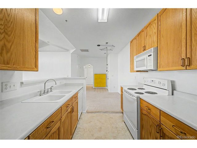 14323 E 1st Dr 302, Aurora, CO 80011