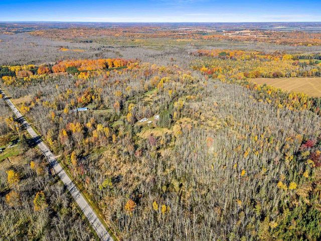 W6898 County Rd X Road, Wausaukee, WI 54177