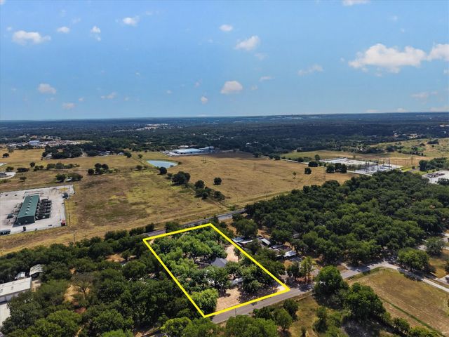 4512 Cross Timber Road, Burleson, TX 76028