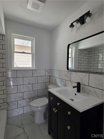 1706 Oneida Street, Utica, NY 13501