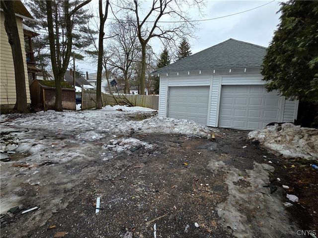 1706 Oneida Street, Utica, NY 13501