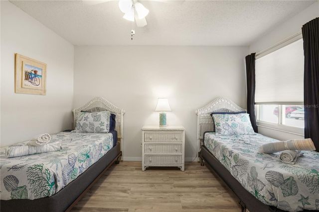 5673 MIDNIGHT PASS ROAD 201, Sarasota, FL 34242