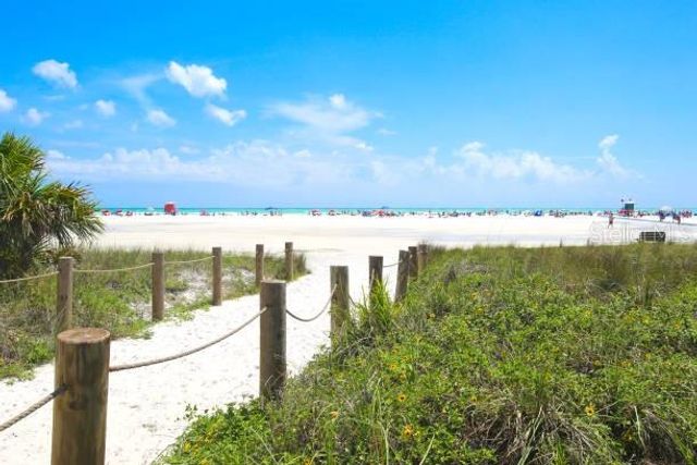 5673 MIDNIGHT PASS ROAD 201, Sarasota, FL 34242