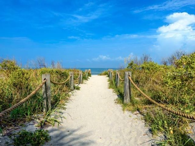 5673 MIDNIGHT PASS ROAD 201, Sarasota, FL 34242