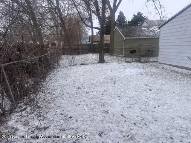 1413 N Jenison Avenue, Lansing, MI 48915