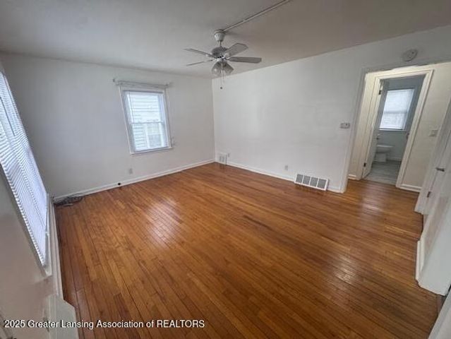 1413 N Jenison Avenue, Lansing, MI 48915