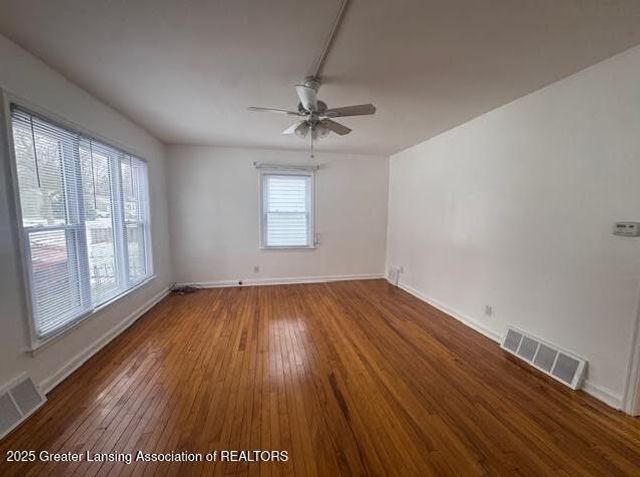 1413 N Jenison Avenue, Lansing, MI 48915