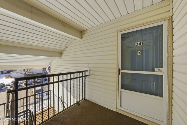 341 Danbury Lane, East Brunswick, NJ 08816