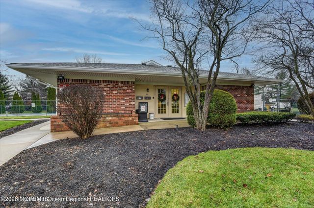 341 Danbury Lane, East Brunswick, NJ 08816