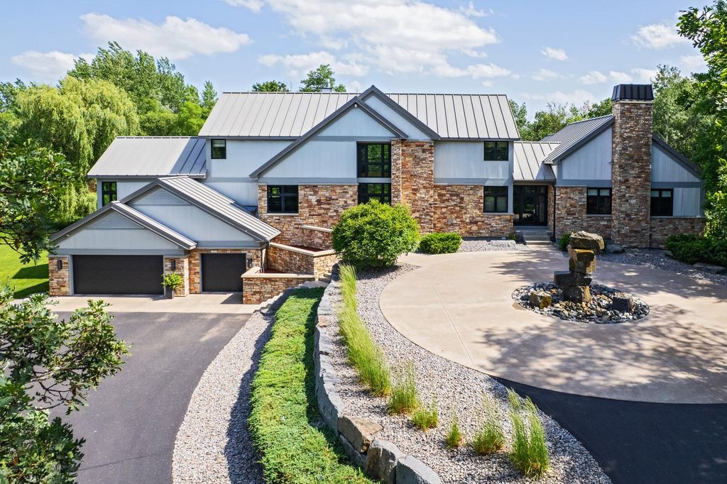 14255 Bataan Street NE, Ham Lake, MN 55304