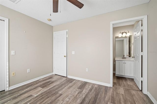 8532 BRUSHLEAF WAY, Tampa, FL 33647