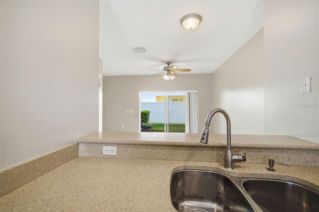 8532 BRUSHLEAF WAY, Tampa, FL 33647