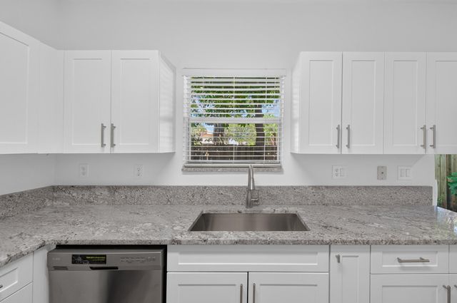 21952 SW 93RD Place 21952, Cutler Bay, FL 33190