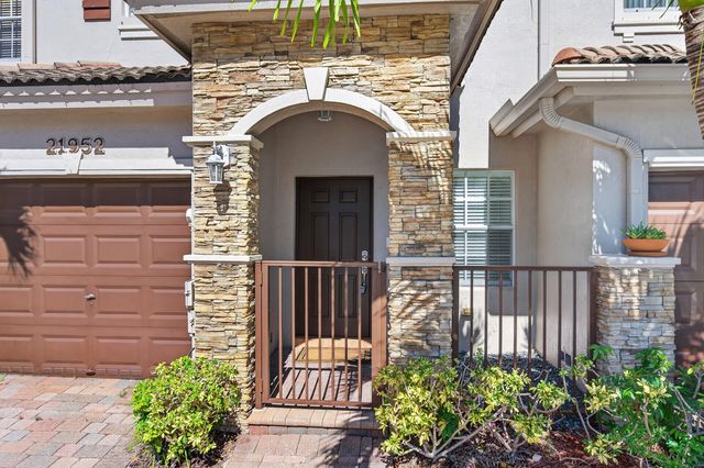 21952 SW 93RD Place 21952, Cutler Bay, FL 33190