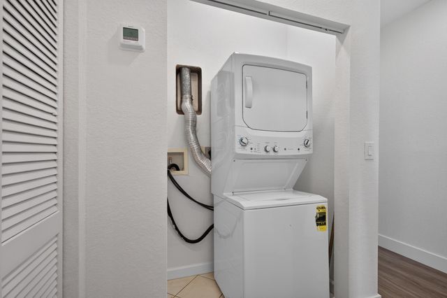 21952 SW 93RD Place 21952, Cutler Bay, FL 33190