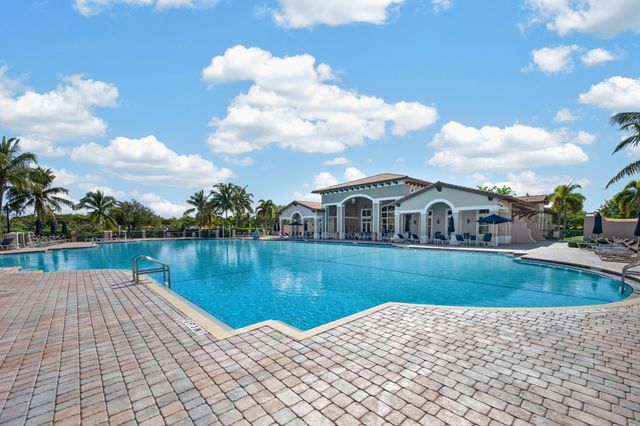 21952 SW 93RD Place 21952, Cutler Bay, FL 33190