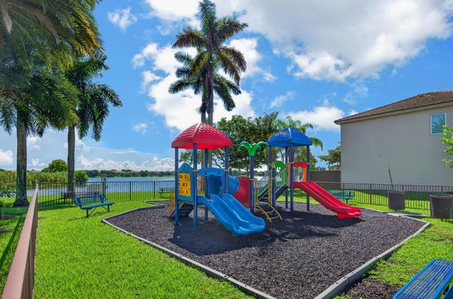21952 SW 93RD Place 21952, Cutler Bay, FL 33190