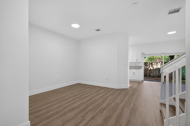 21952 SW 93RD Place 21952, Cutler Bay, FL 33190