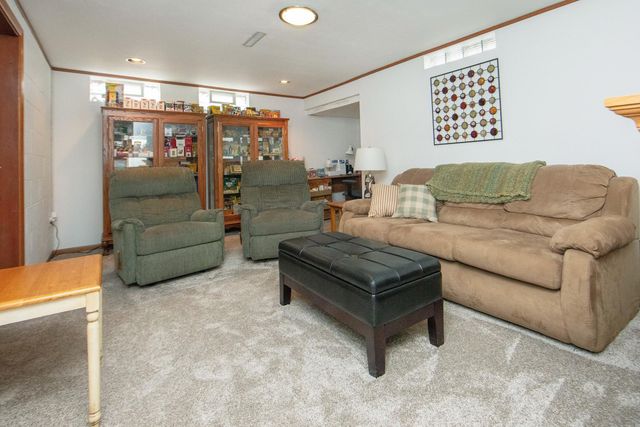 743 Progress, Waterloo, IA 50701