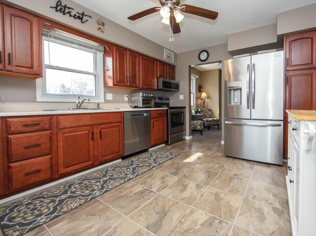 743 Progress, Waterloo, IA 50701