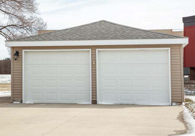 743 Progress, Waterloo, IA 50701