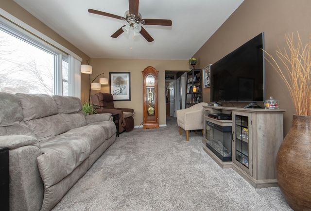 743 Progress, Waterloo, IA 50701