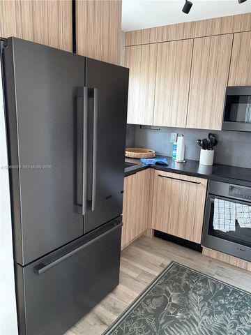 5900 Collins Avenue 702, Miami Beach, FL 33140