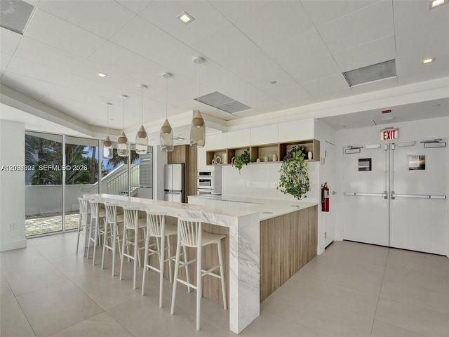 5900 Collins Avenue 702, Miami Beach, FL 33140