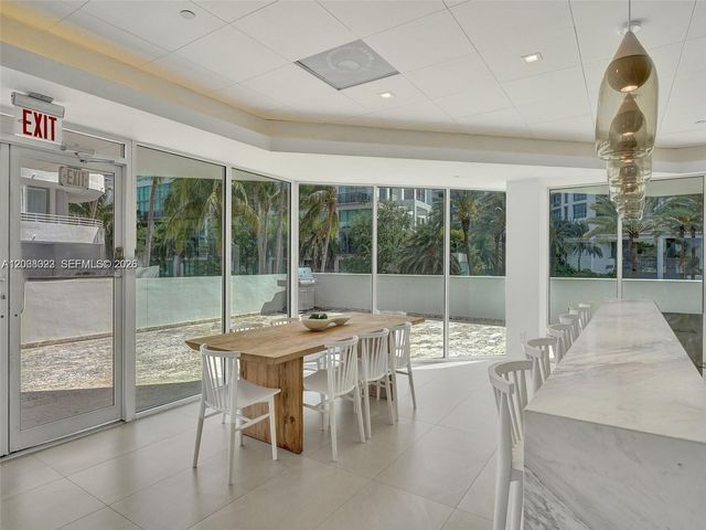 5900 Collins Avenue 702, Miami Beach, FL 33140