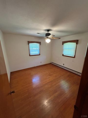 465 Wileman Road, Lynch Station, VA 24571