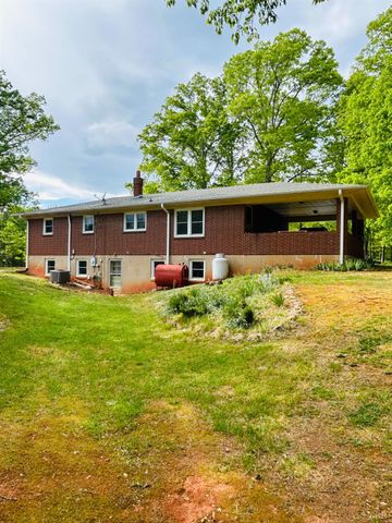 465 Wileman Road, Lynch Station, VA 24571
